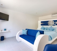 Бунгало с видом на сад в La Perle Luxury Boutique Hotel