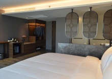 Номер Deluxe в Ayathorn Bangkok