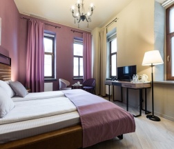Номер Делюкс с кроватью размера «king-size» в Gallery Inn