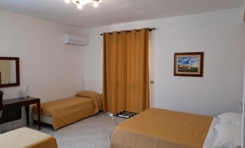 Четырёхместный номер Standard в Siracusa breakfast & rooms