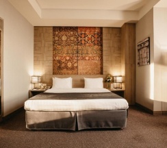 Двухместный номер Улучшенный двуспальная кровать в Republica Hotel Yerevan