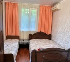 Апартаменты c 1 комнатой с балконом в Кристалл