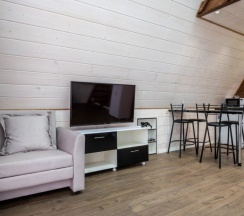 Семейный коттедж с балконом в Сопка