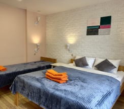 Эконом (ванная комната рядом с номером) в Riverside