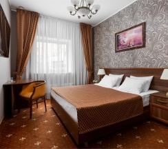 Стандарт в Лекко
