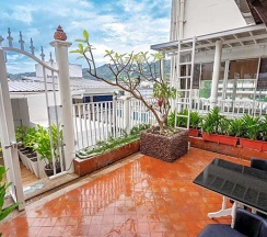 Люкс в The Color Kata