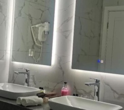 Четырёхместные апартаменты в Paradise Resort hotel