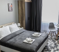 Номер комфорт с двуспальной кроватью и красивым видом в Kravchenko hotel