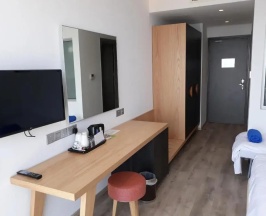 Одноместный номер Standard с видом на горы в Protaras Plaza Hotel