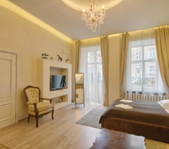 Люкс с балконом в Guest House Taurus