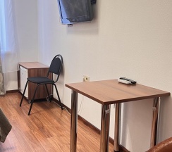 Стандартный семейный номер с 1 двуспальной кроватью и софой в Lefort