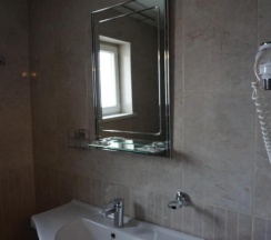 Одноместный люкс с 2 комнатами в Визит