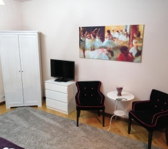 Трёхместный номер Comfort в Gira Guest House