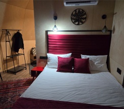 Коттедж Deluxe с красивым видом из окна в Аблъко Resort Торкотино