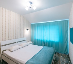 Люкс с кухней-столовой в Уютный Дом