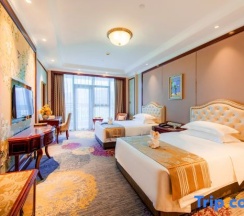 Номер Standard в Longshan Hotel