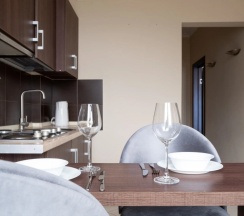 Апартаменты Superior с балконом и с красивым видом из окна в Red Apartments