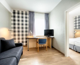 Четырёхместный номер Comfort в Enjoy Hotel Berlin City Messe
