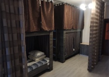 Общий номер до 20 гостей с двухъярусными кроватями (Мужской) в Dom hostel