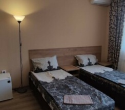 Полулюкс трёхместный с балконом в Tuta