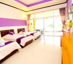 Трёхместный номер Standard в Waranya Resort
