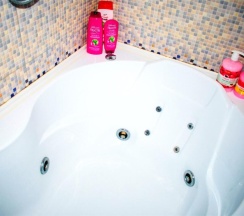 Люкс с балконом и с панорамным видом в Relax Complex Flux (Релакс Комплекс Флакс)