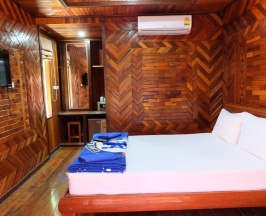 Двухместное бунгало двуспальная кровать в Phi Phi Sand Sea View Resort