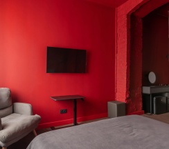 Двухместный номер Superior (двуспальная кровать) в Апартаменты Red room в NikolaevBuilding