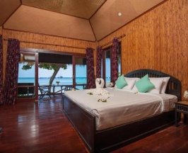 Бунгало Deluxe рядом с пляжем в Palm Leaf Resort