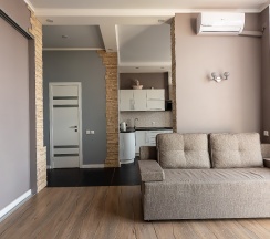 Апартаменты Лофт с панорамным видом на город (на ул. Павлюхина 110 В) в Апартаменты KazanHome