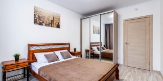 Екатеринбург: Апартаменты DreamHouse