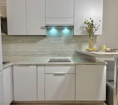 Апартаменты Люкс Кофморт (4 чел) в Ава Салют SyncotelHome