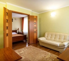 Двухместный люкс двуспальная кровать в Рубин