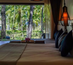 Двухместный номер Terrace  Garden с видом на сад двуспальная кровать в Natai Beach Resort