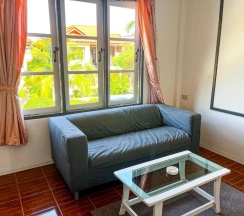 Полулюкс с видом на бассейн в Amy Village Garden Resort