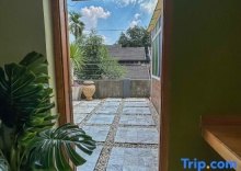 Люкс в T-House BKK 2floors near BTS with Swimming pool and Free Wifi