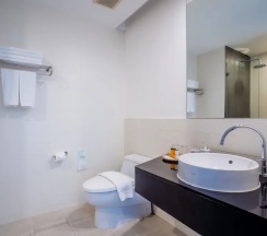Семейный люкс в The Pago Design Hotel Phuket