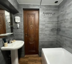 Люкс двухуровневый Мансарда в Шатун