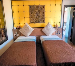 Семейный люкс в Kata Blue Sea Resort