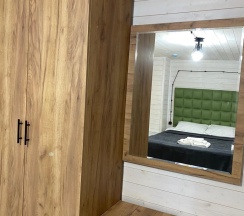 Номер-студио - Двухуровневый на мансарде в Шатун