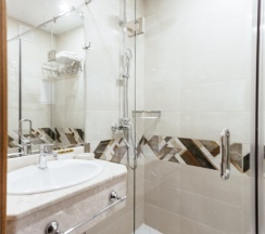 Стандарт без балкона вид на парк. Корпус 2 в Amza Парк