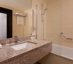 Двухместный номер Deluxe 2 отдельные кровати в Courtyard by Marriott Kazan Kremlin