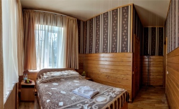 Люкс с ванной джакузи в Беркана
