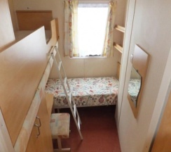 Семейный коттедж с балконом в Инкит