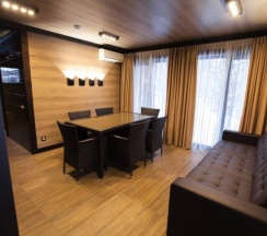 8-местный 5-комнатный коттедж премиум в Резиденция 888