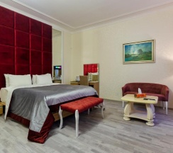 Двухместный номер Deluxe двуспальная кровать в Royal Palace Hotel Baku