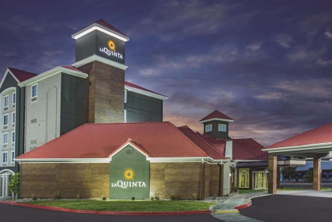 Лас-Вегас: Отель La Quinta Inn & Suites by Wyndham Las Vegas Summerlin Tech