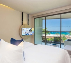 Номер SIS Over The Sea с частичным видом на море в The SIS Kata Resort — Adult Only