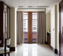 Номер Люкс Four Seasons Твин в Four Seasons Hotel Moscow