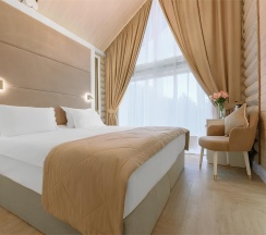 DeLuxe в Миррос Montis MediSPA